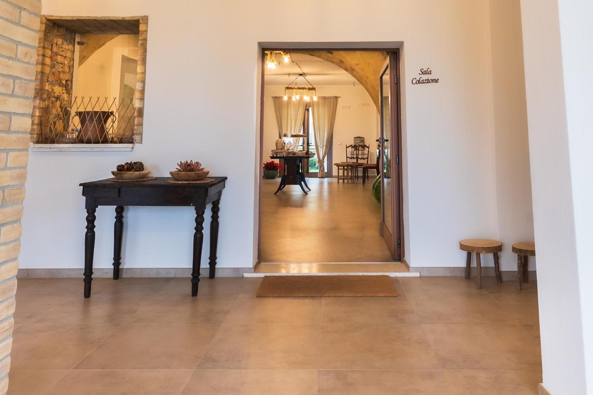 Casale Ferrantino Guest House Giulianova Bagian luar foto